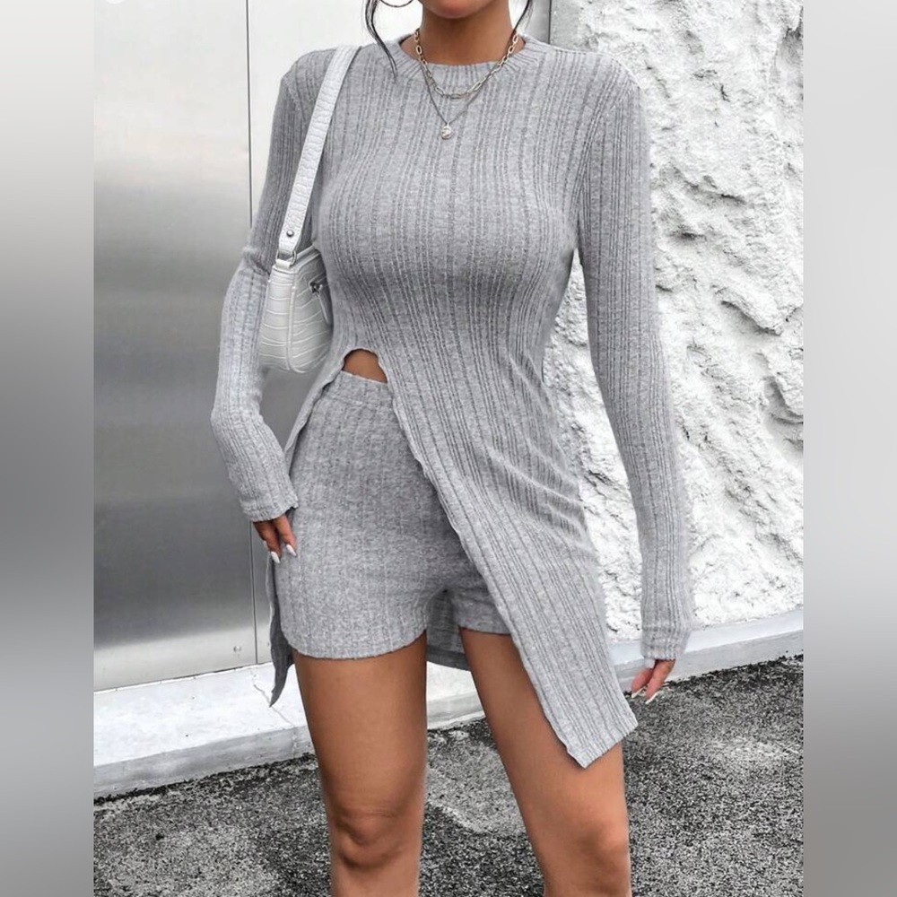 2 piece Super soft with shorts and long sleeve short